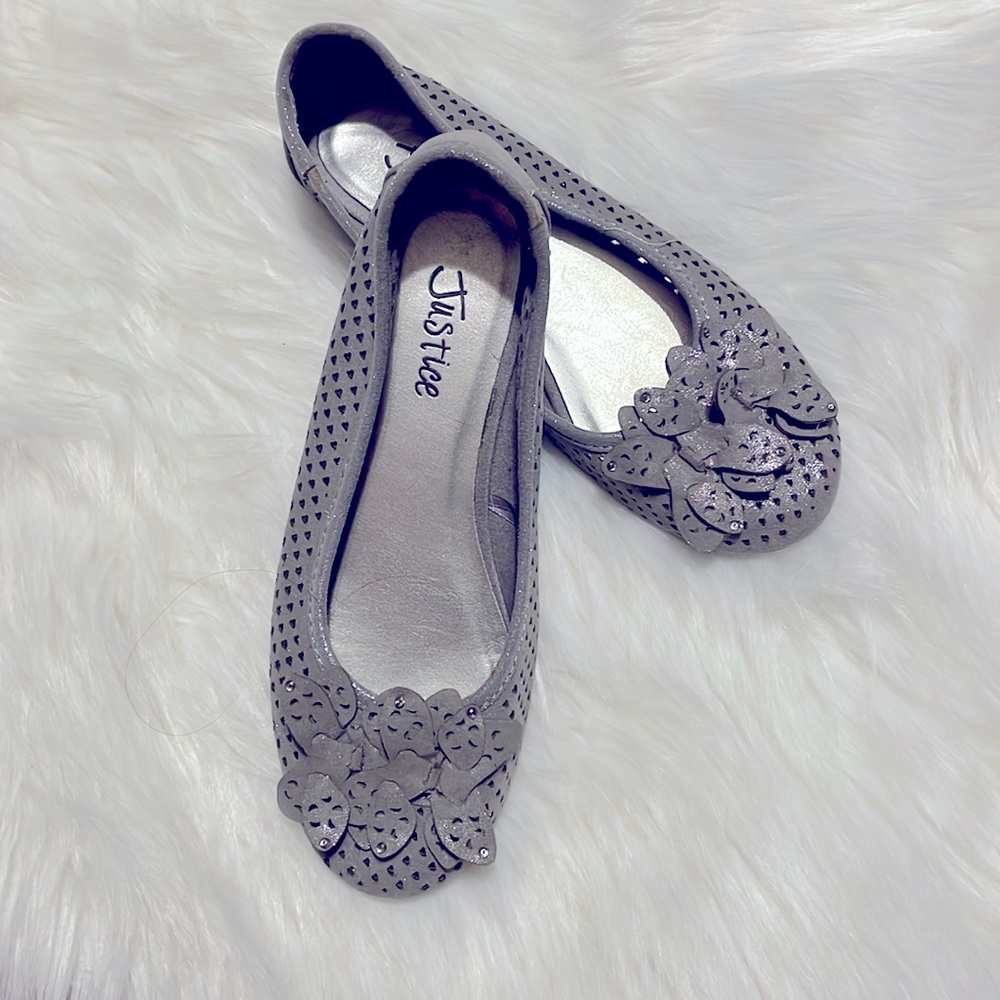 Gray with a bit of sparkle, ballet, flat 🥰
